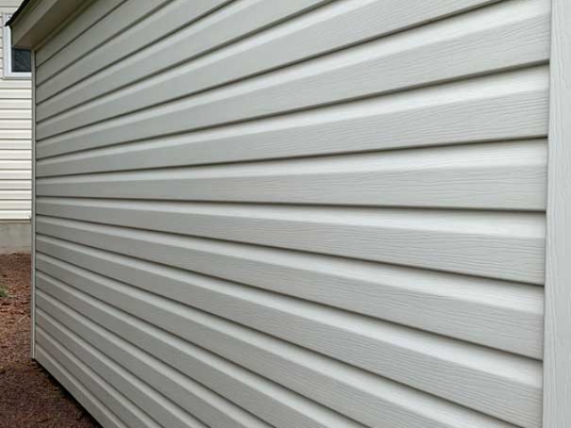 After_Shed Vinyl Siding soft wash cleaning